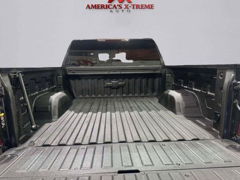 Used 2024 Chevrolet Silverado 1500 LT AWD/4WD image 35
