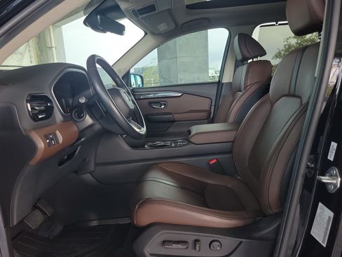 Used 2025 Honda Pilot Elite image 20