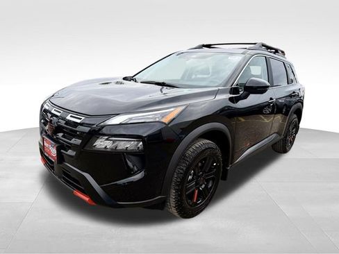 New 2026 Nissan Rogue SV AWD/4WD image 3