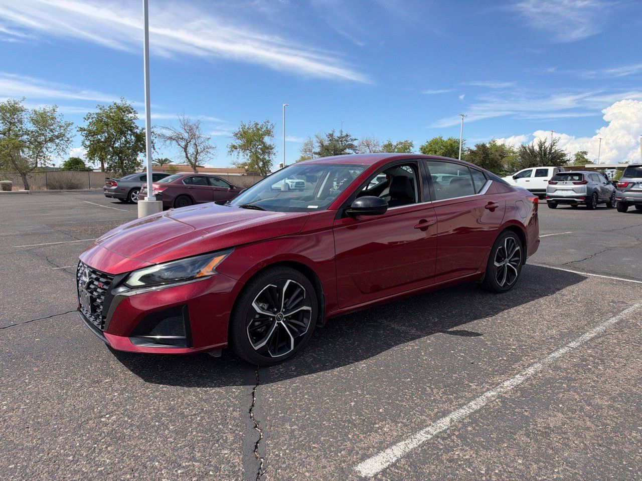 Used 2024 Nissan Altima 2.5 SR FWD image 1