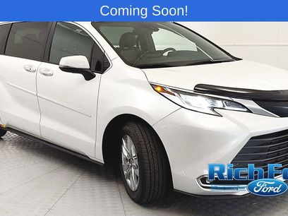 Used 2025 Toyota Sienna Limited