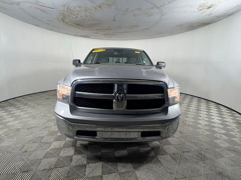 Used 2020 RAM 1500 Classic SLT w/ Luxury Group RWD image 8