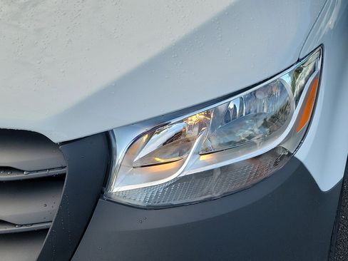 New 2025 Mercedes-Benz Sprinter 2500 image 7