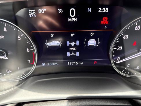 Used 2023 Buick Envision Essence AWD/4WD image 19