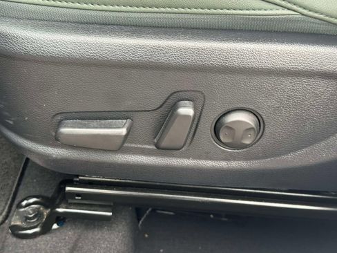 Used 2024 Kia Seltos SX w/ SX Sunroof Package AWD/4WD image 16