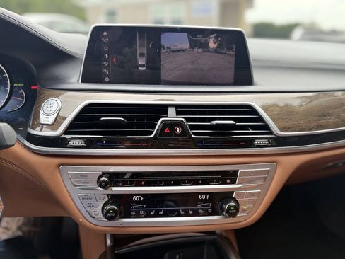 Used 2019 BMW 740i xDrive w/ Executive Package AWD/4WD image 15