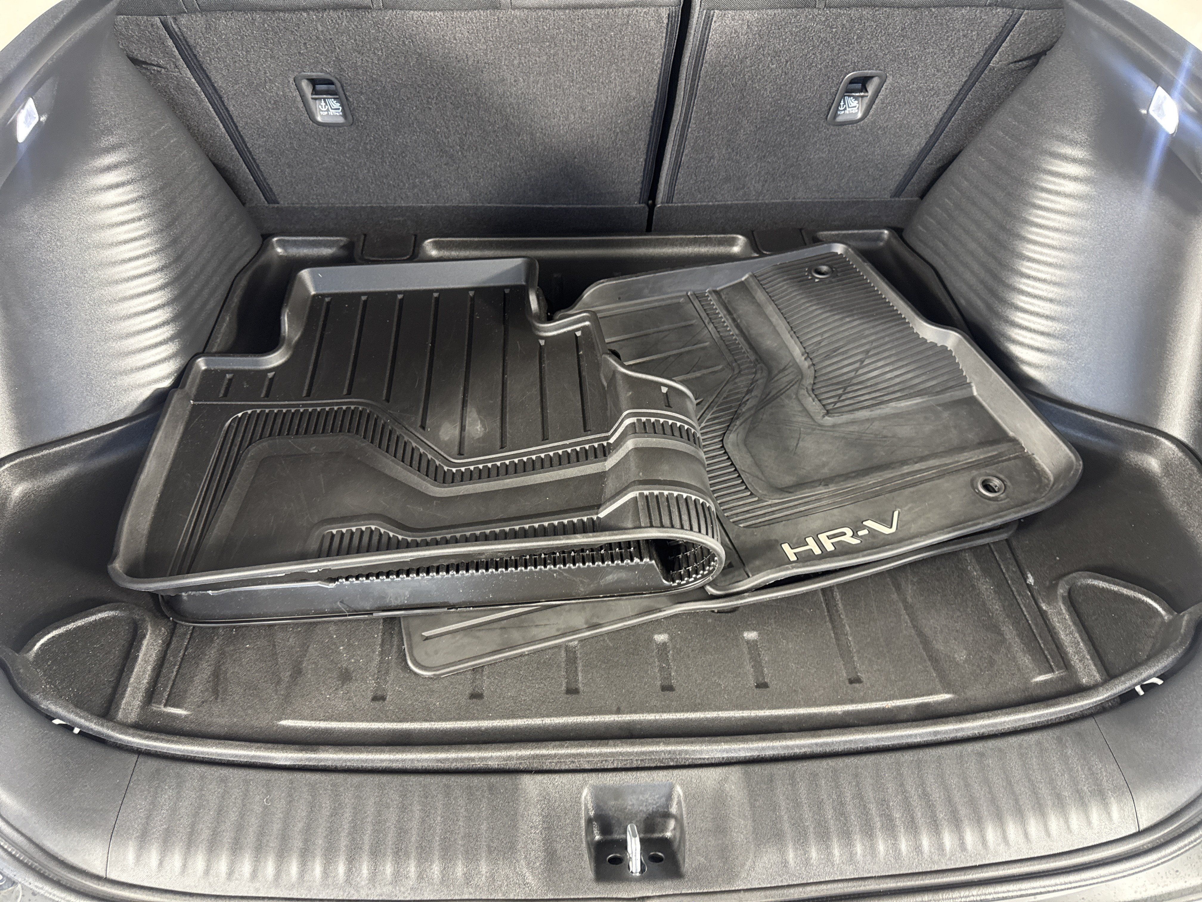 Certified 2026 Honda HR-V LX image 38