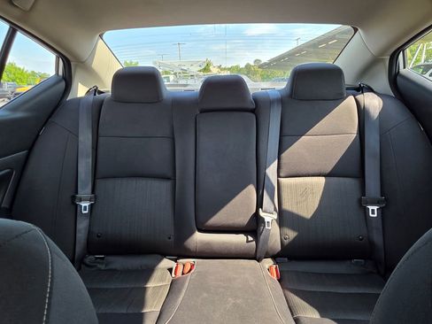 Used 2024 Nissan Altima 2.5 S FWD image 29