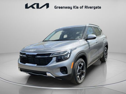 New 2026 Kia Seltos S FWD image 3
