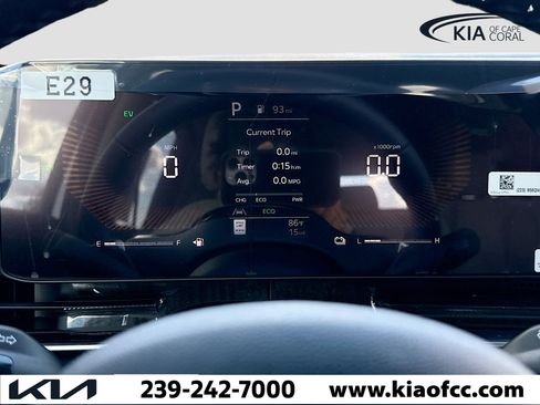 New 2026 Kia Carnival EX image 41