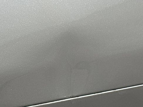 Used 2021 Chevrolet Malibu LT FWD image 29