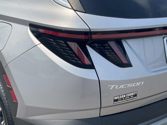 Certified 2025 Hyundai Tucson SEL AWD/4WD image 10