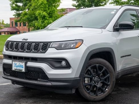 New 2026 Jeep Compass Latitude AWD/4WD image 2