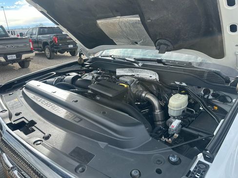 Used 2017 Chevrolet Silverado 3500 High Country w/ Duramax Plus Package image 33