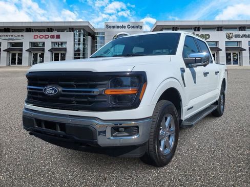 Used 2024 Ford F150 XLT w/ Equipment Group 302A MID image 4