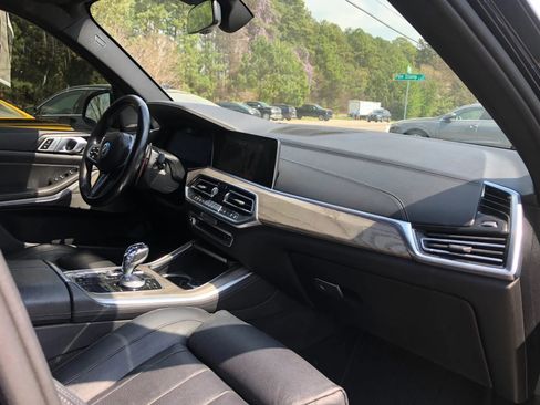 Used 2020 BMW X5 xDrive40i w/ Executive Package image 18