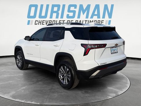 Used 2026 Chevrolet Equinox LT image 4