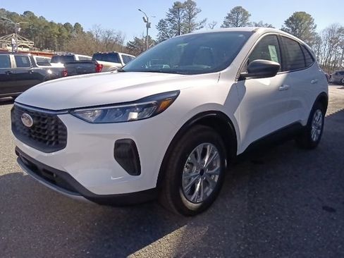 New 2026 Ford Escape Active w/ Cold Weather Package FWD image 7