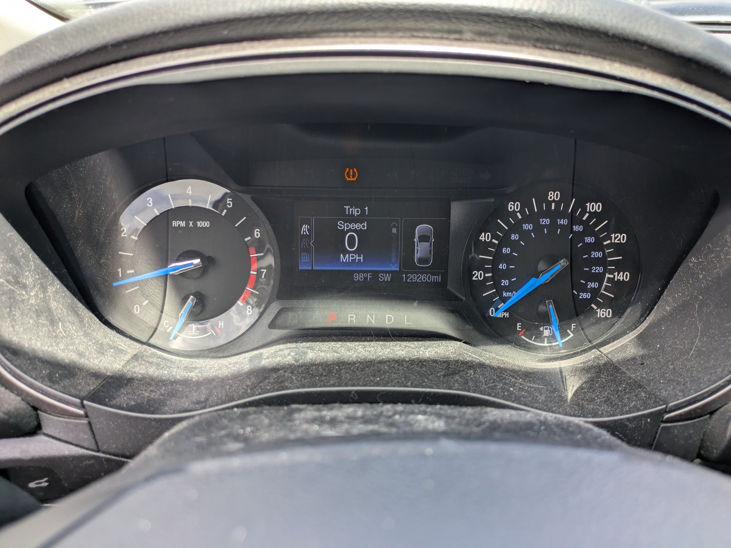 Used 2017 Ford Fusion SE FWD image 24