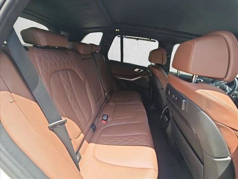 Used 2021 BMW X5 M50i w/ Executive Package AWD/4WD image 16