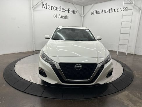 Used 2022 Nissan Altima 2.5 SL FWD image 2