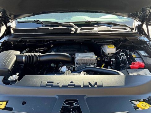 New 2026 RAM 1500 Laramie AWD/4WD image 10
