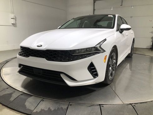 Used 2021 Kia K5 EX w/ EX Premium Package image 3