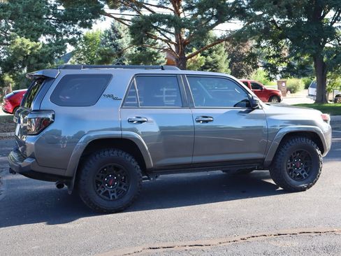 Used 2020 Toyota 4Runner TRD Off-Road AWD/4WD image 4
