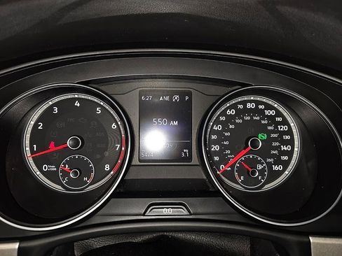 Used 2019 Volkswagen Atlas SE w/ Towing Package image 14