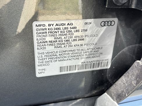 Used 2024 Audi Q5 2.0T Premium Plus w/ Premium Plus Package AWD/4WD image 36