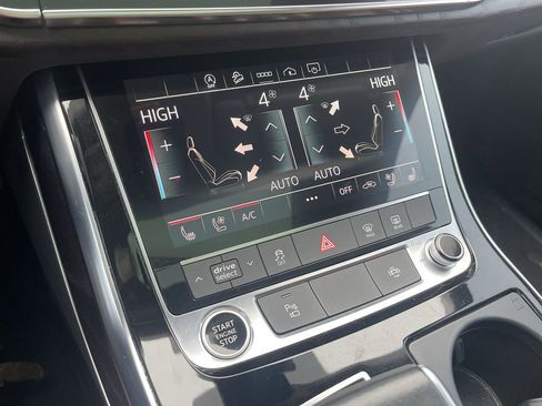 Used 2022 Audi Q8 Premium Plus image 13