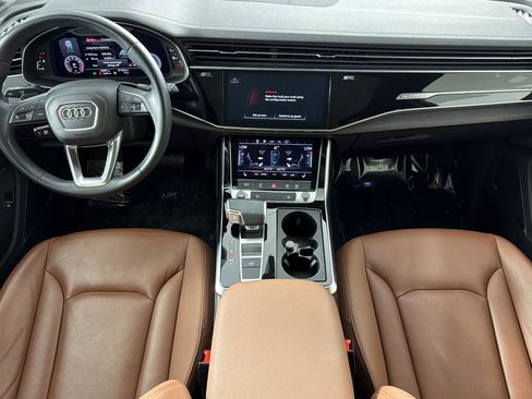 Used 2023 Audi Q7 2.0T Premium Plus w/ Premium Plus Package image 12