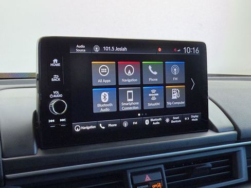 Used 2025 Honda Pilot Black Edition image 21