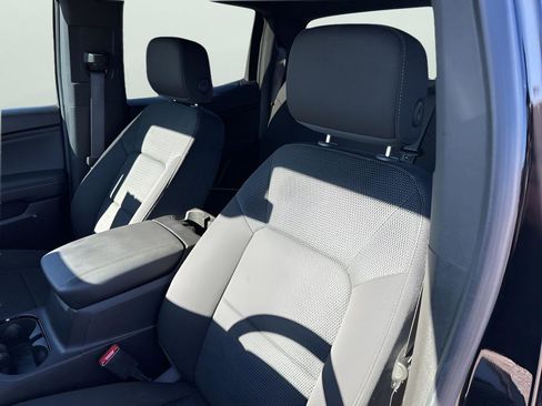 Used 2024 Chevrolet Colorado LT image 26