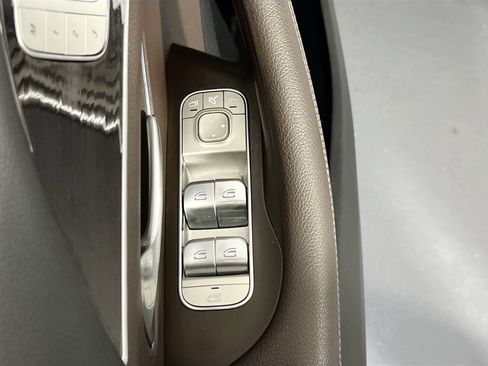 Used 2022 Mercedes-Benz GLE 350 4MATIC image 18