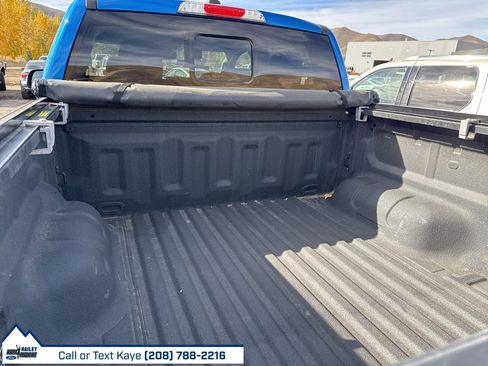 Used 2023 Ford Ranger Lariat w/ Tremor Off-Road Package image 13