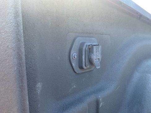 Used 2014 RAM 2500 Laramie AWD/4WD image 47