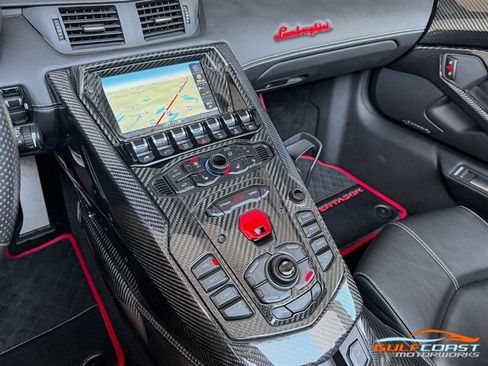 Used 2017 Lamborghini Aventador LP 700-4 AWD/4WD image 18