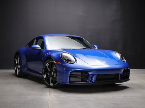 Certified 2026 Porsche 911 Carrera T RWD image 2