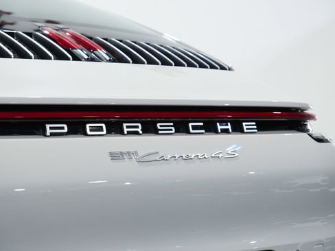 Used 2020 Porsche 911 Carrera 4S image 19