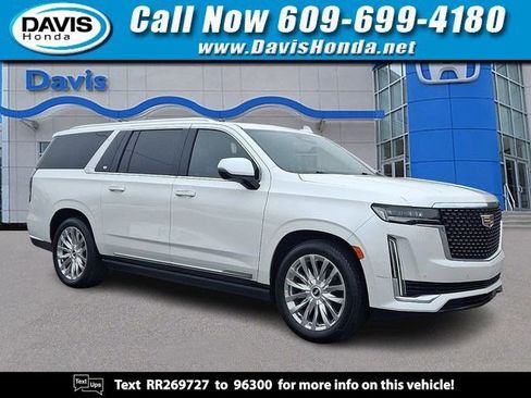 Used 2024 Cadillac Escalade ESV Premium Luxury w/ Performance Package image 1