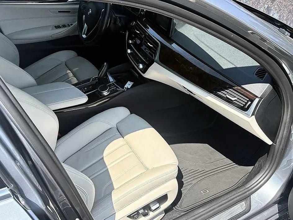 Used 2017 BMW 530i RWD image 34