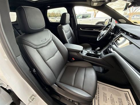 Certified 2025 Cadillac XT5 Premium Luxury image 28