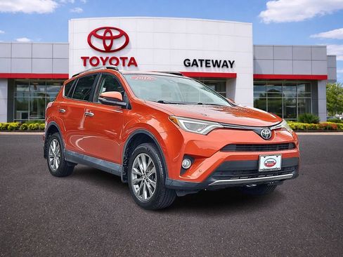 Used 2016 Toyota RAV4 Limited AWD/4WD image 3