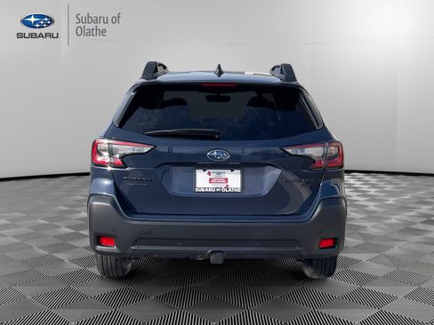 Certified 2025 Subaru Outback Onyx Edition XT image 10