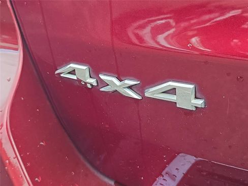 Used 2018 Jeep Grand Cherokee Overland AWD/4WD image 7