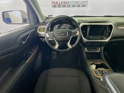 Used 2023 GMC Acadia SLE w/ Driver Convenience Package image 24