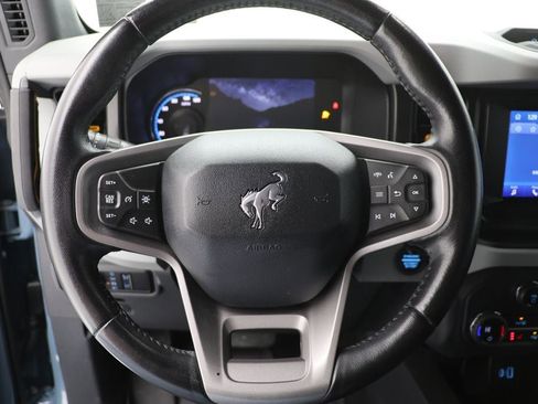 Used 2023 Ford Bronco Badlands w/ Sasquatch Package image 17