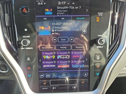 Used 2022 Subaru Outback Limited image 24