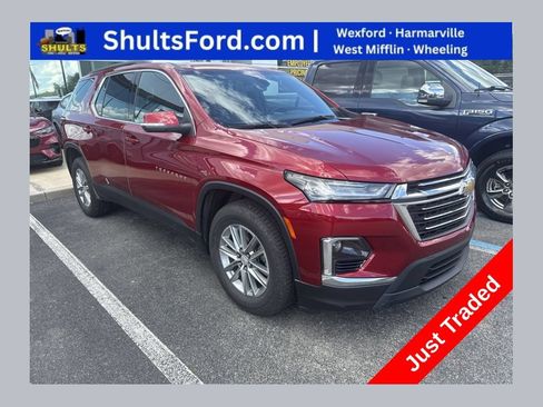 Used 2023 Chevrolet Traverse LT AWD/4WD image 1
